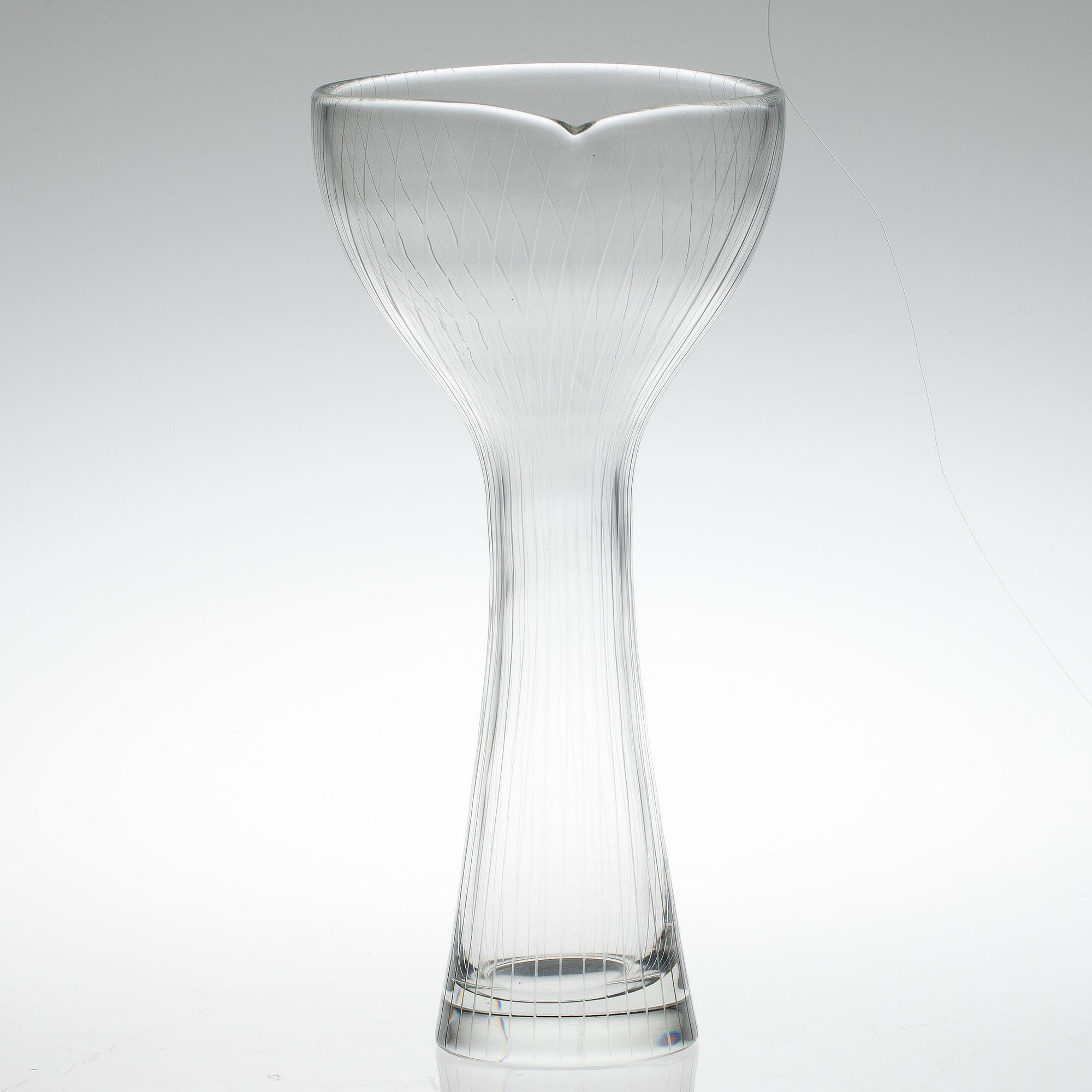 VAS, glas, signerad Tapio Wirkkala Iittala 3520.