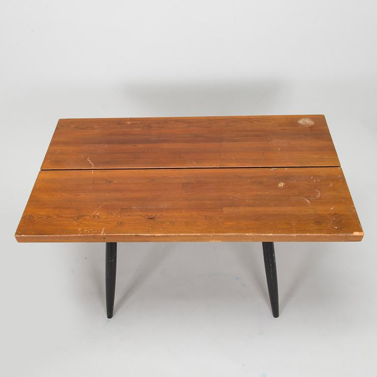 Ilmari Tapiovaara, a 1960s-1970s 'Pirkka' dining table, Laukaan Puu, Finland.