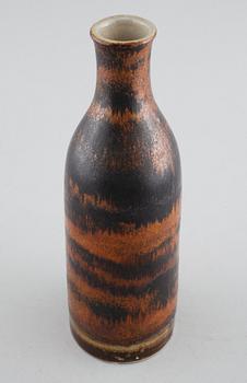 CARL-HARRY STÅLHANE, a stoneware vase from Designhuset, 1973-1988.