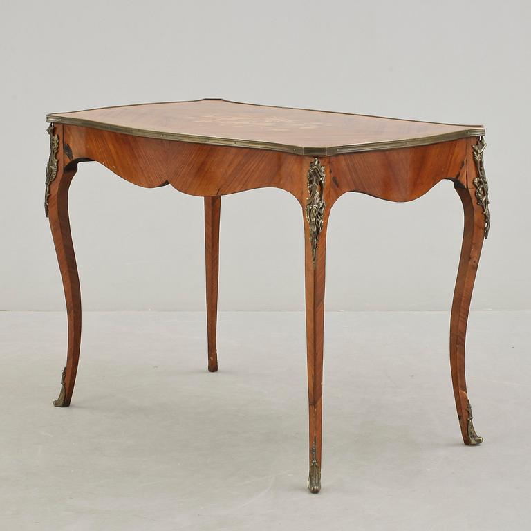 BORD, Louis XV-stil, tidigt 1900-tal.