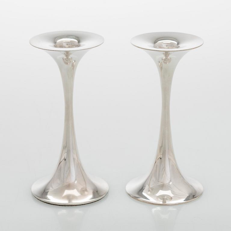 Tapio Wirkkala, ljusstakar, 2 st, silver, "Trumpetti", Kultakeskus, Tavastehus 1989-1994.