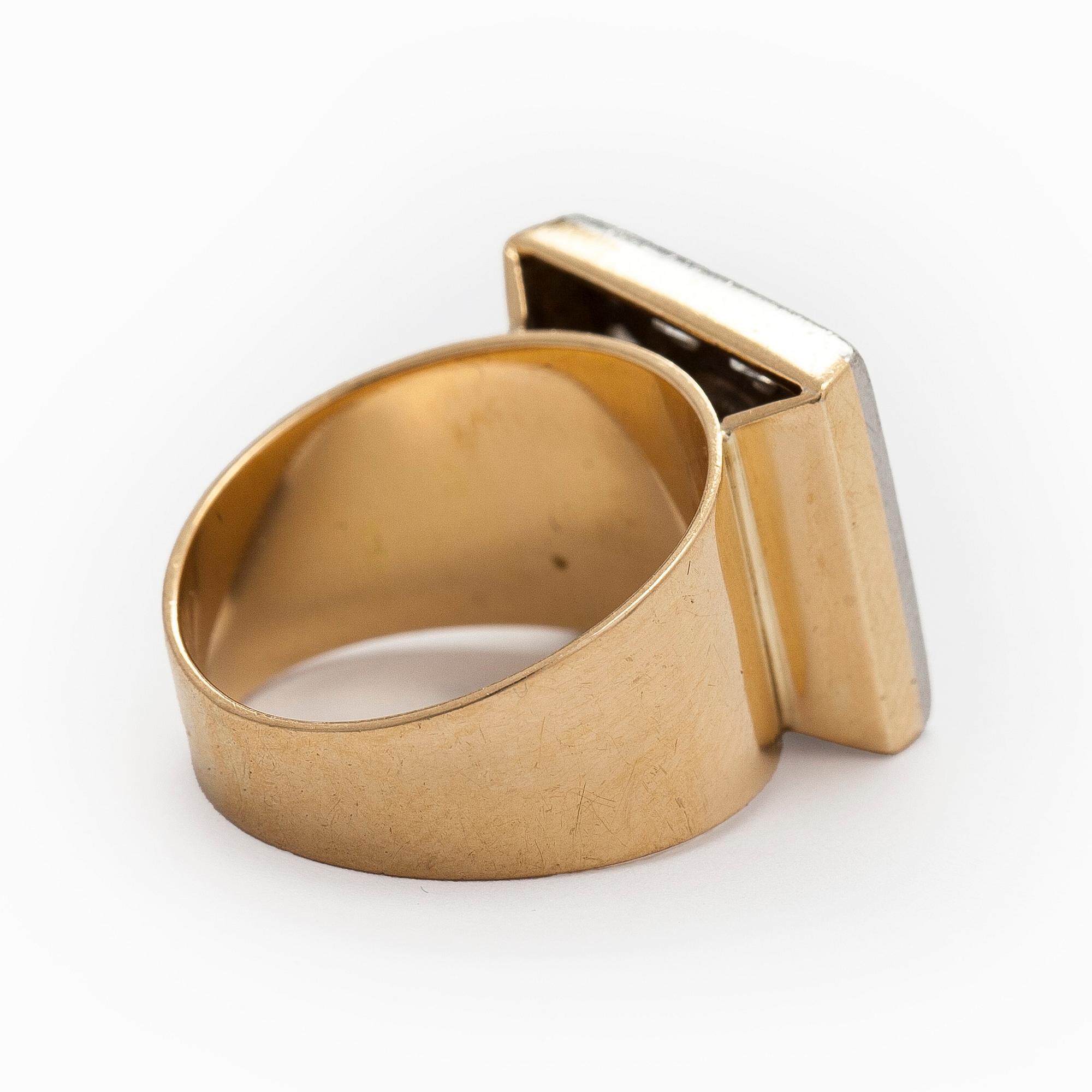 An 18K gold ring wit old cut diamonds, A. Tillander 1970.