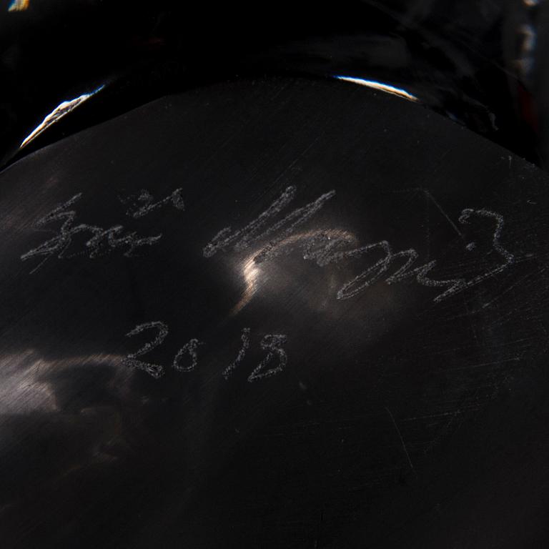 SINI MAJURI, a glass sculpture signed Sini Majuri 2018.