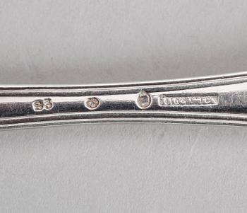 MATGAFFLAR, 9 st snarlika, silver, svenska stämplar, 1800-tal. Vikt ca 595 gram.