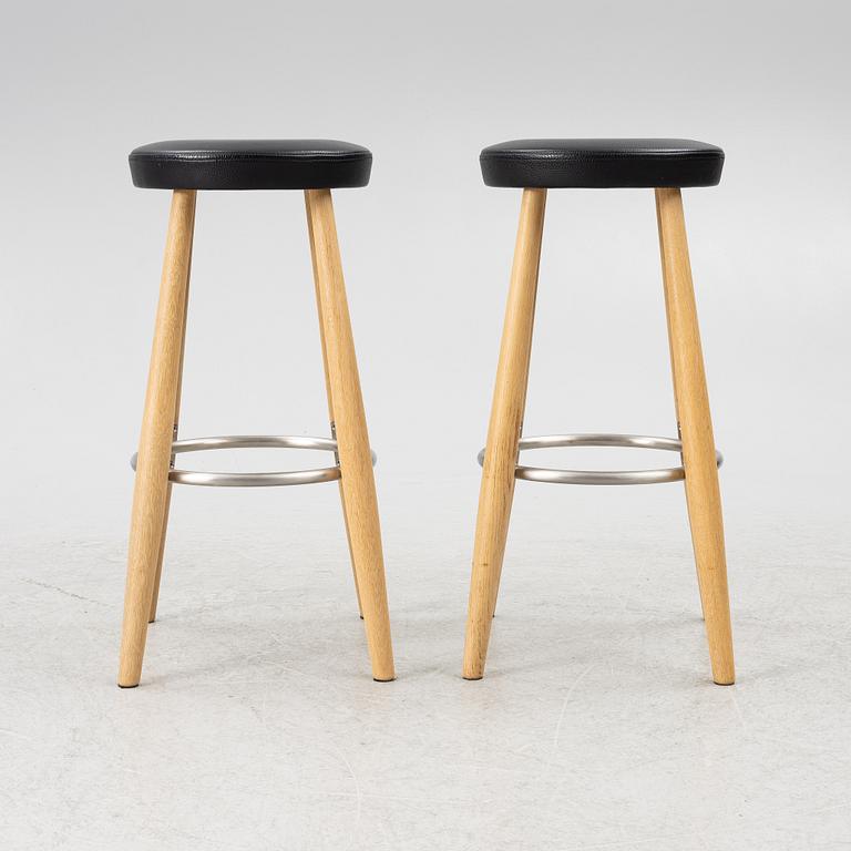 Hans J Wegner, bar stools, a pair, Carl Hansen & Son. CH 56.
