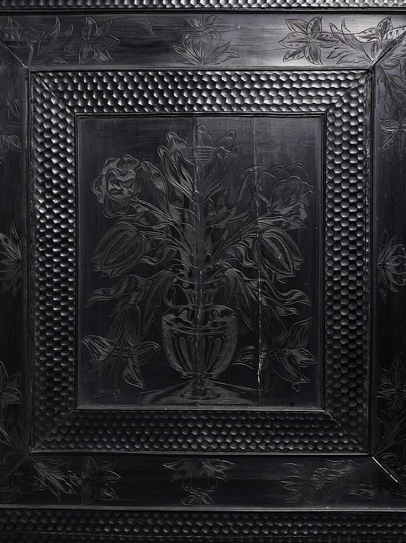 Det Bondeska Skåpet, sannolikt Paris, 1600- samt 1800-tal, Louis XIV och Louis XIV-stil.