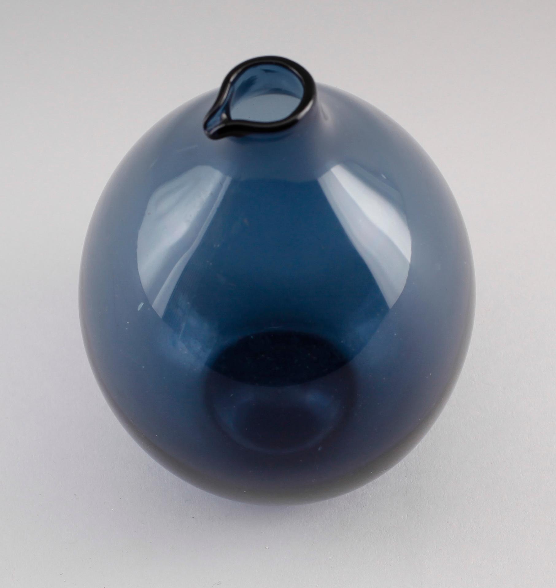 VAS/KARAFF, glas, Timo Sarpaneva, Iittala, signerad.