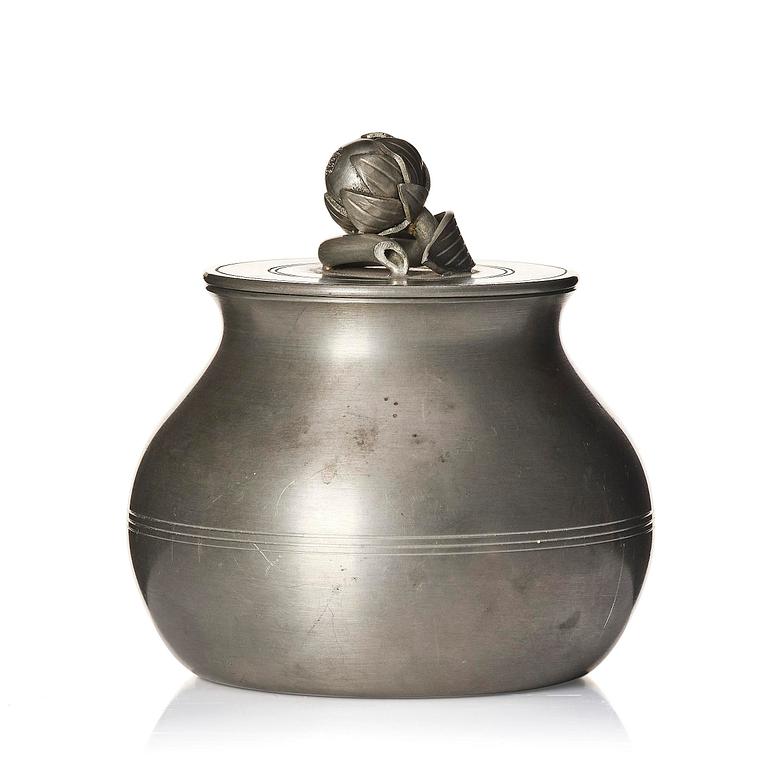 Firma Svenskt Tenn, a pewter bonbon dish with knob by Estrid Ericson, model "A 932", Stockholm, 1930.