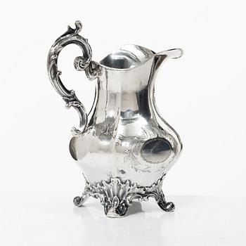A silver soup ladle and creamer, Sweden, 1867-1905.