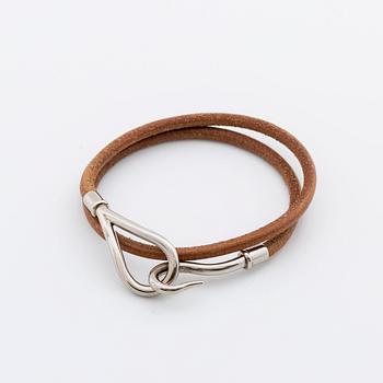 A HERMÈS BRACELET,