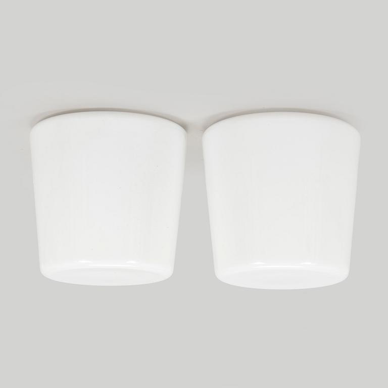 Paavo Tynell, kattovalaisinpari, malli 80119 (80112-25), Idman 1900-luvun puoliväli.