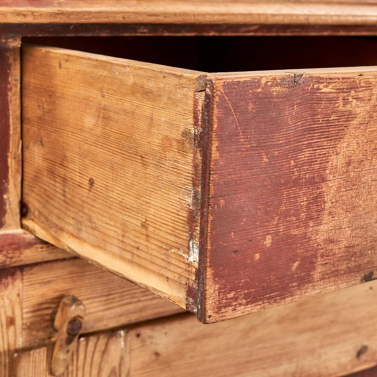 A painted pine sideboard, Jämtland, 19th Century.
