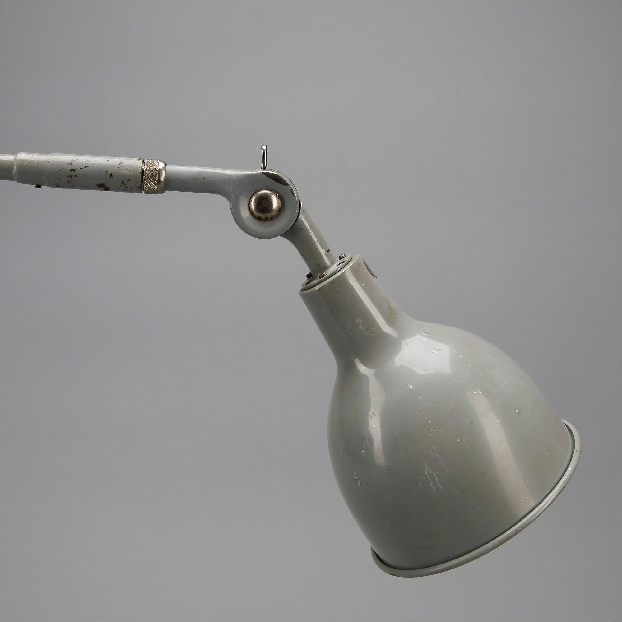 LAMPA, PeFeGe, 1900-talets mitt.