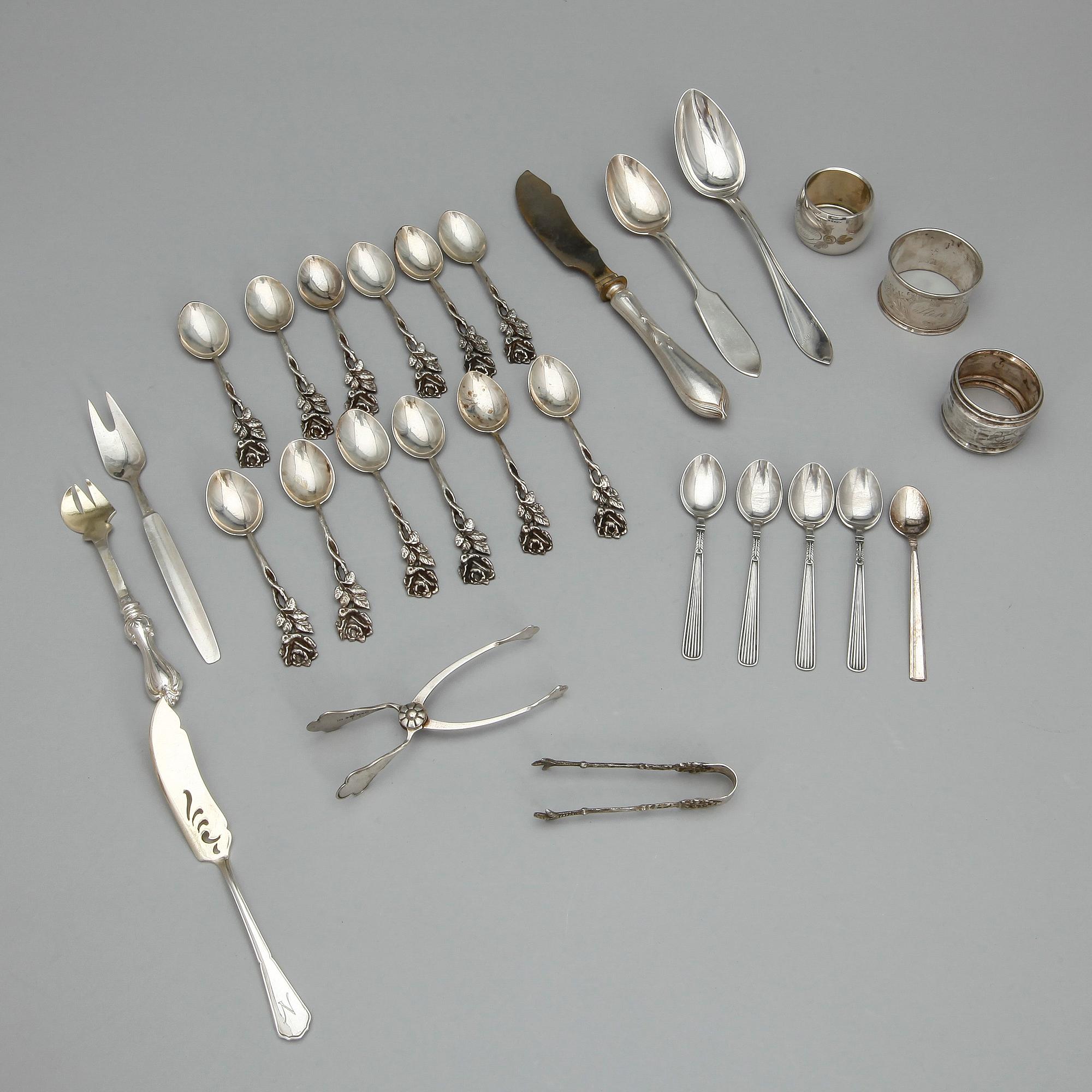 PARTI SILVER, 34 delar, vikt 427 gram.