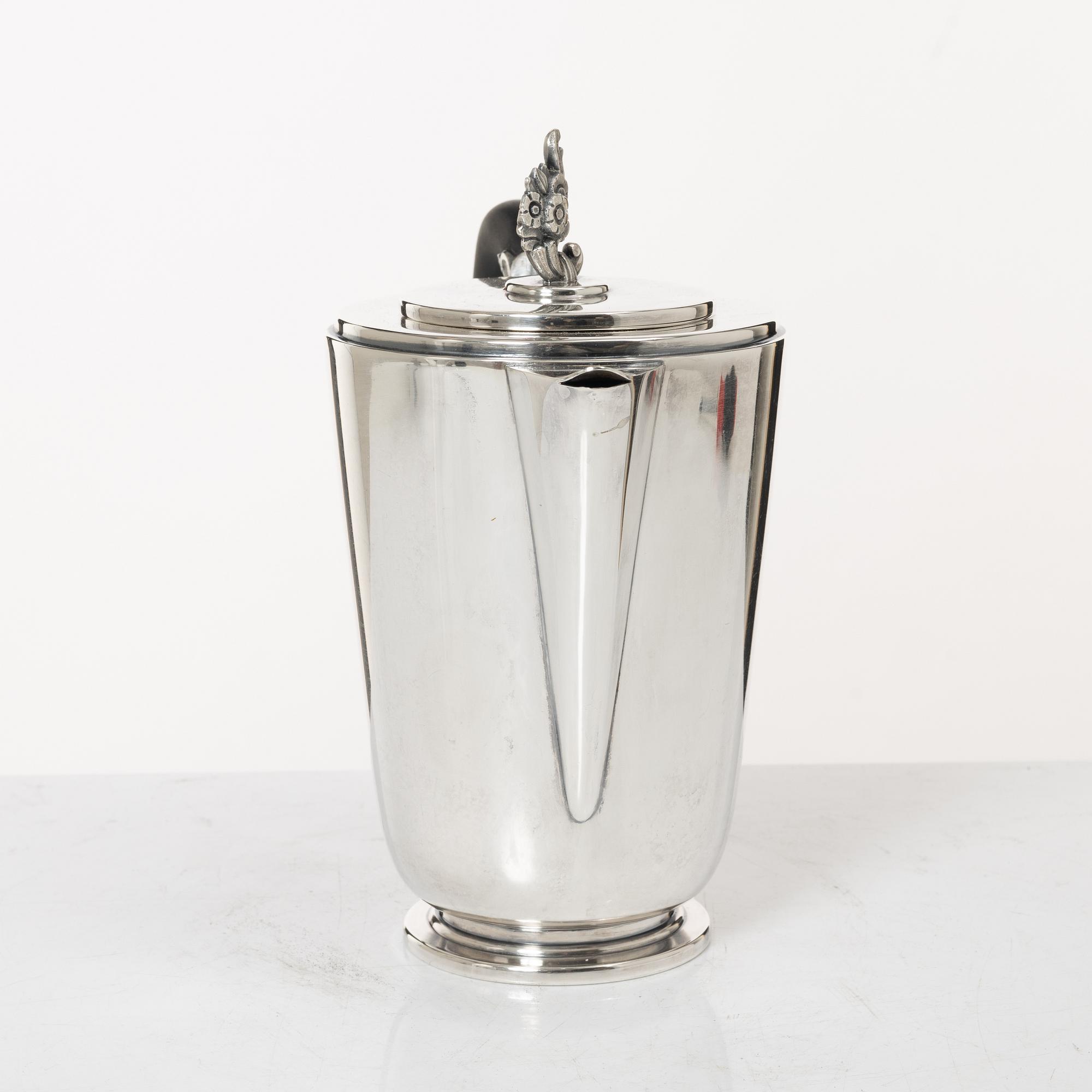 A 3-piece Swedish silver coffee service, marks of CG Hallberg, Stockholm 1947.