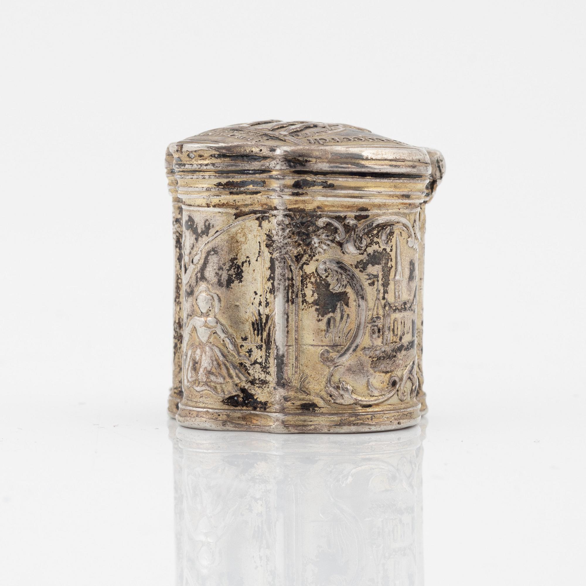 A Dutch silver box, late 18th century.