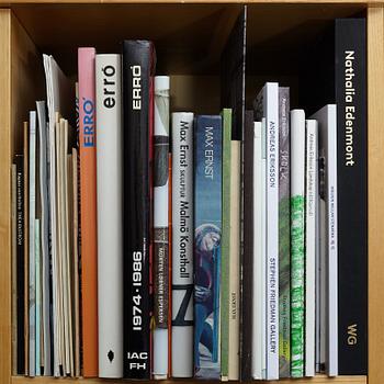 Björn Springfeldt's art library.