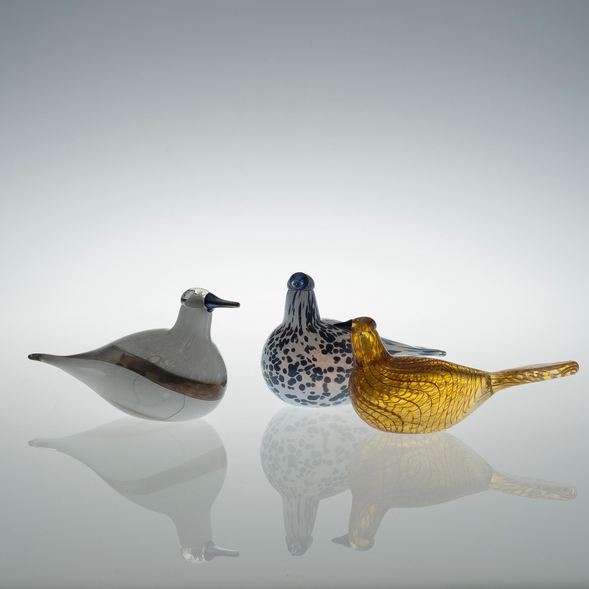 OIVA TOIKKA, BIRDS, 3 pcs, signed O. Toikka Nuutajärvi.
