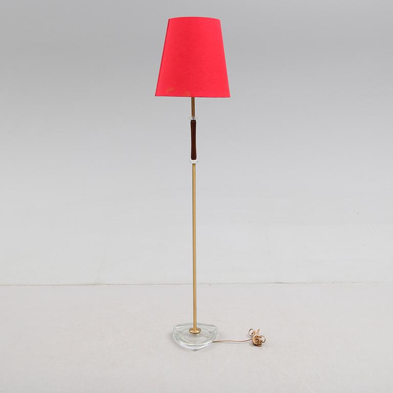 GOLVLAMPA, 1900-talets andra hälft.