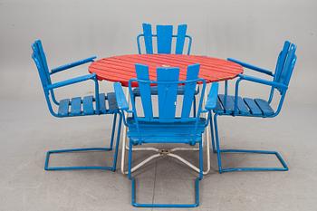 TRÄDGÅRDSGRUPP, 5 delar. Möjligen Grythyttan. 1900-tal.