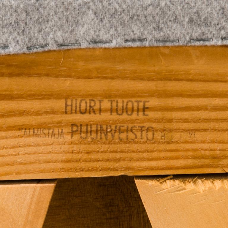 CARL GUSTAF HIORT AF ORNÄS, a 1950s 'Siesta' armchair for Puunveisto Oy - Wood work Ltd.