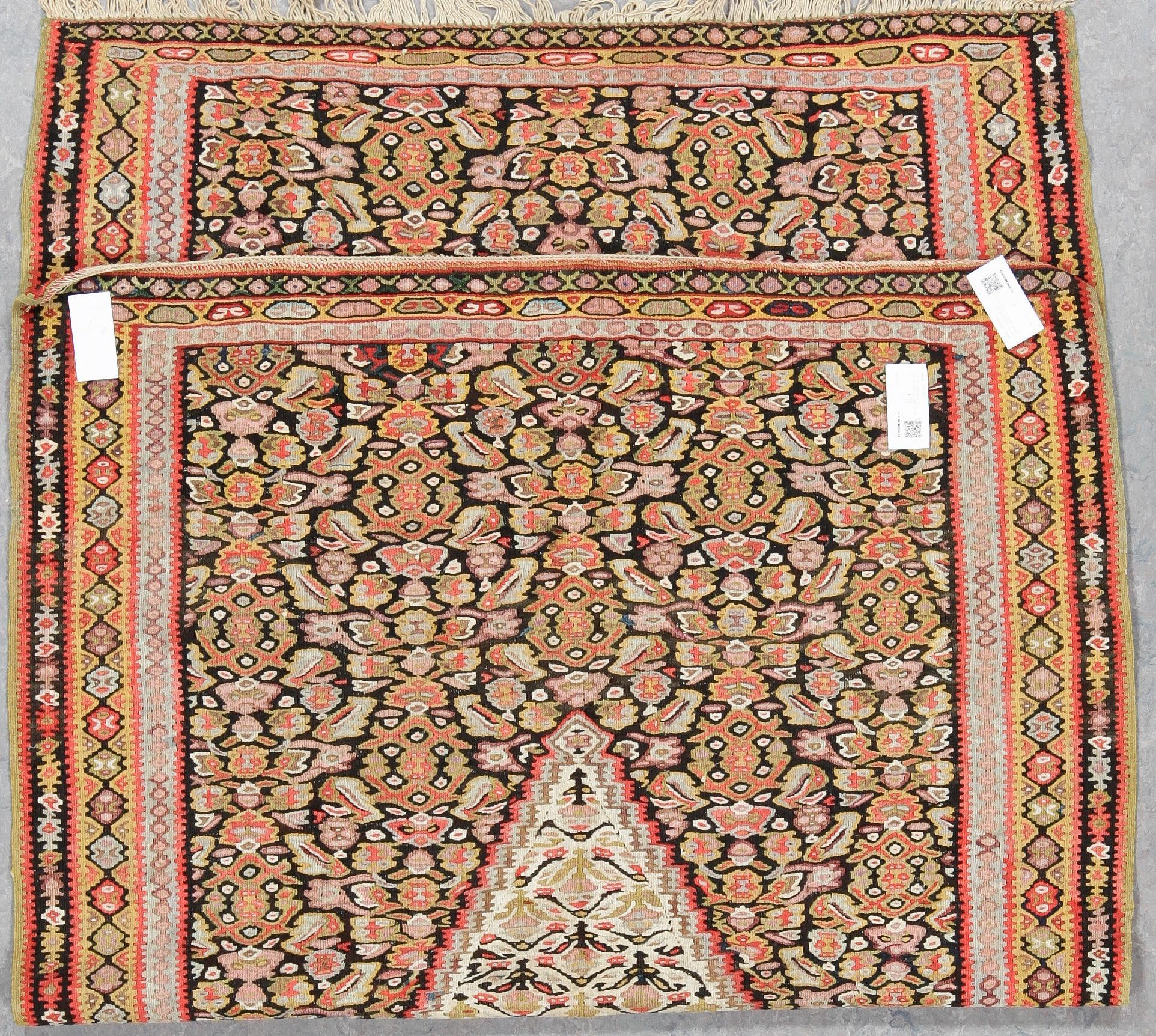 MATTA, semiantik/old Senneh kelim, ca 193 x 121,5 cm.