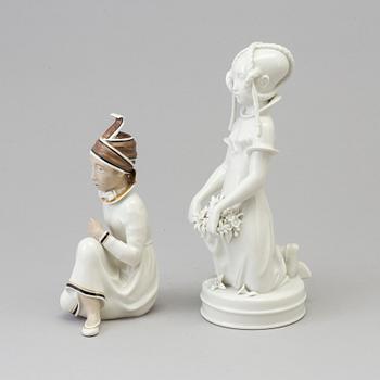 Two Arno Malinowski porcelain figurines, for Royal Copenhagen, Denmark, 1940s.