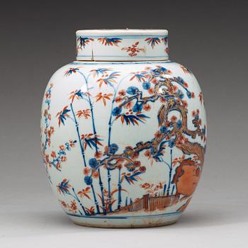 An imari jar with cover, Qing dynasty, 18th Century.