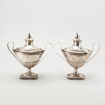 A pair of Swedish 19th century silver sugar bowls marks of Anders Johan Lignell, Sundsvall 1811.