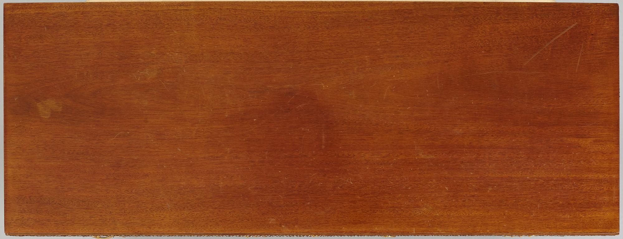 Oscar Nilsson, attributed to, a mahogany chest of drawers, Sweden 1930's.