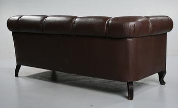 SOFFA, Chesterfieldtyp, 1900-talets andra hälft.
