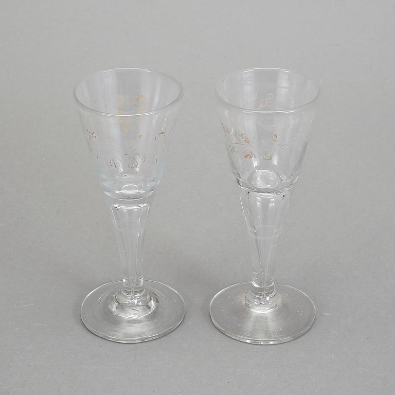 SPETSGLAS, ett par, tidigt 1800-tal.