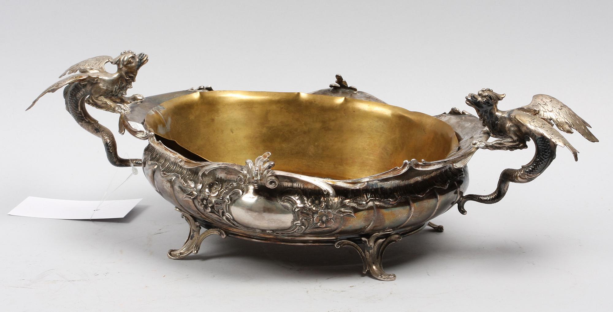 JARDINNIERE, silver. Nyrokoko. Tyska stämplar samt importstämplar Gustaf Möllenborg, Stockholm 1896.