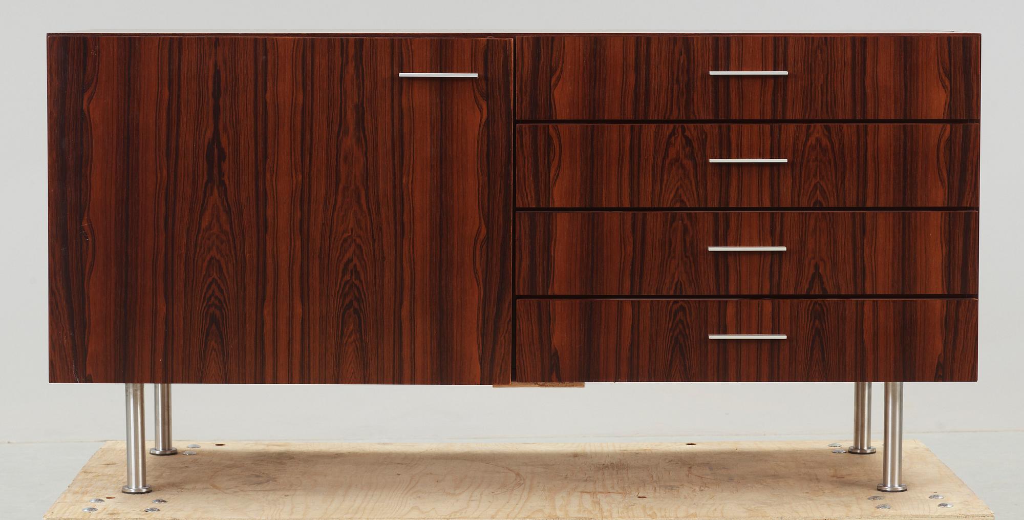 SIDEBOARD, 1960-tal.