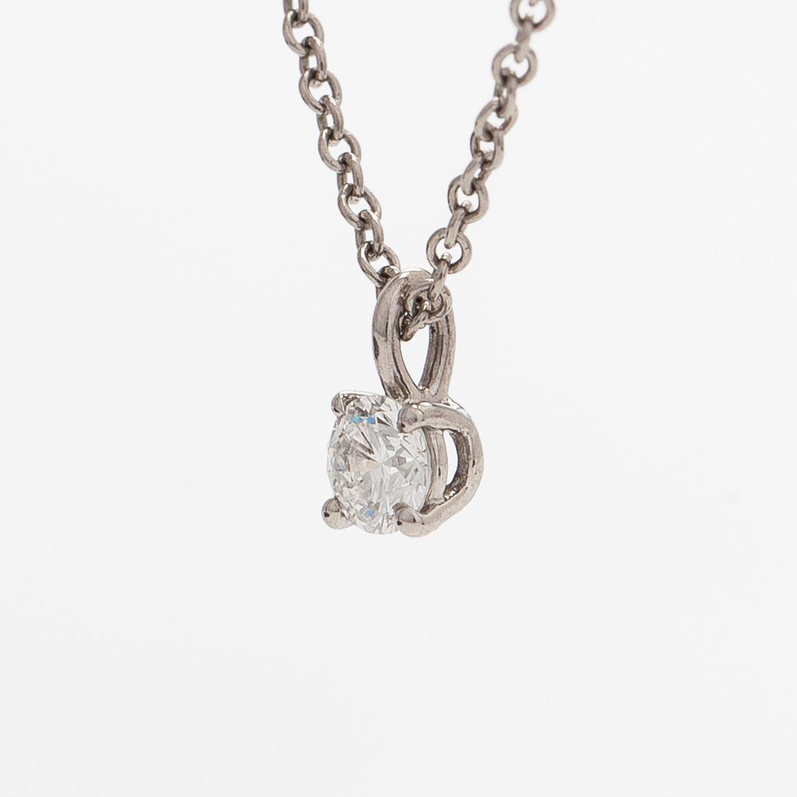 Tiffany & Co, a platinum necklace with a brilliant-cut diamond approx. 0.12 ct.