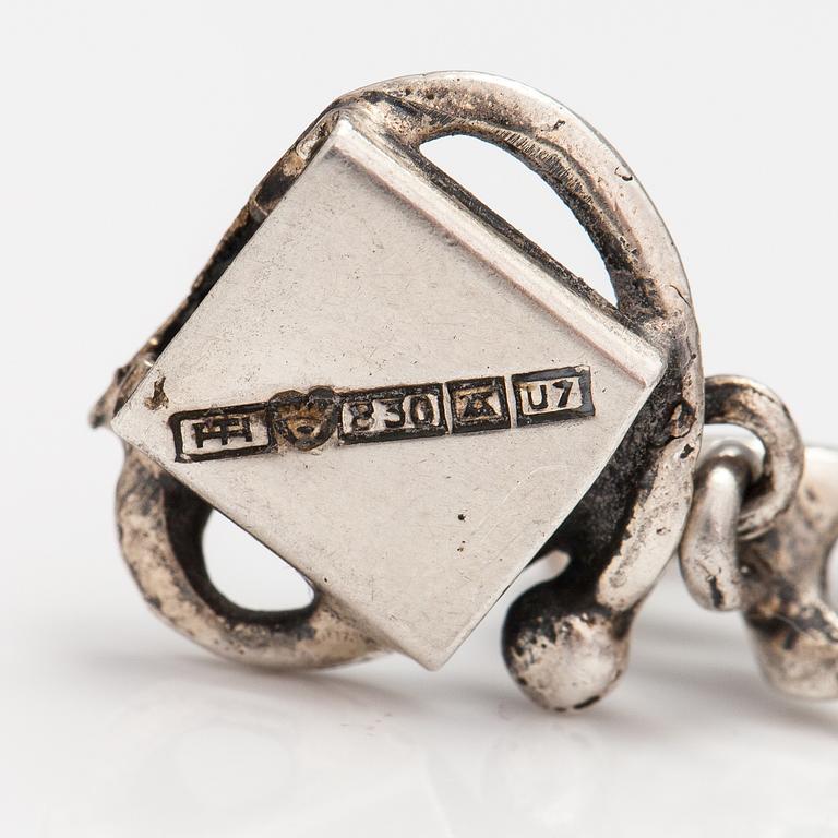 Jorma Laine, Halsband, silver. Turun Hopea, Åbo 1973.