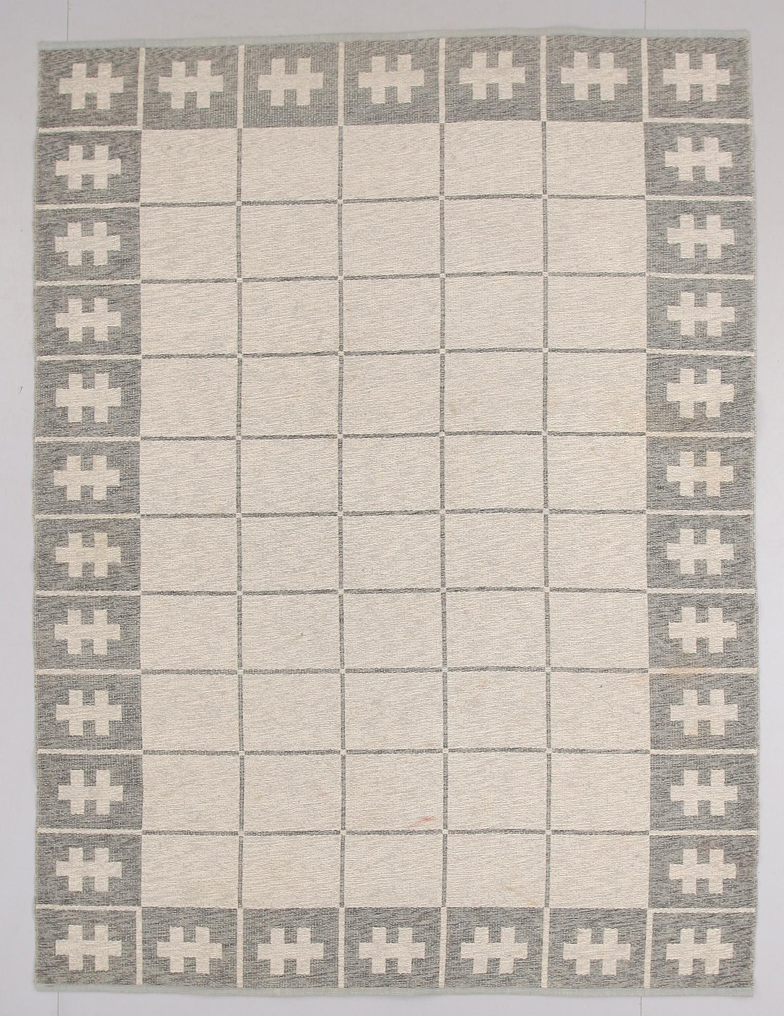 MATTA, rölakan, dubbelvävd. Ca 262 x 197 cm.