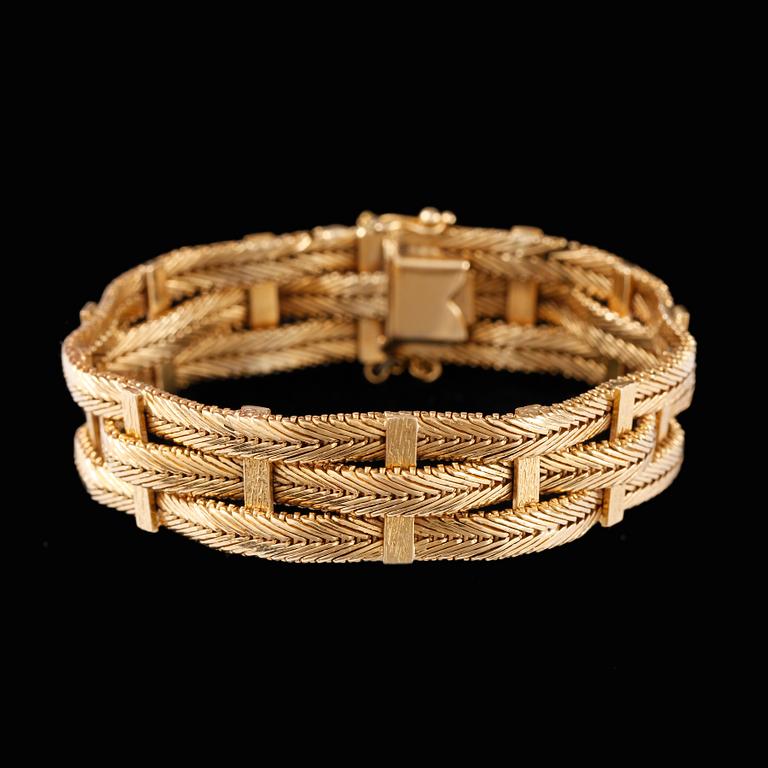 ARMBAND, 18k guld. Vikt 61g.