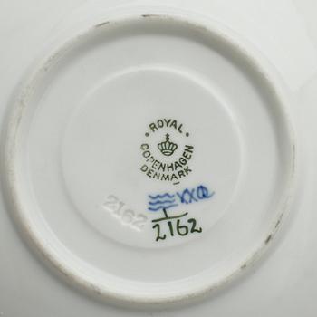 PARTI PORSLIN, 25 delar, bla. "Musselmalet", Royal Copenhagen.