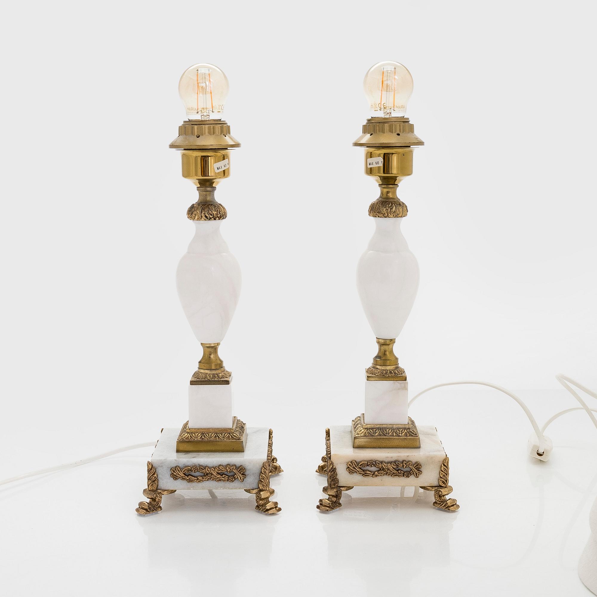 A pair of 1960/70s tablelamps.