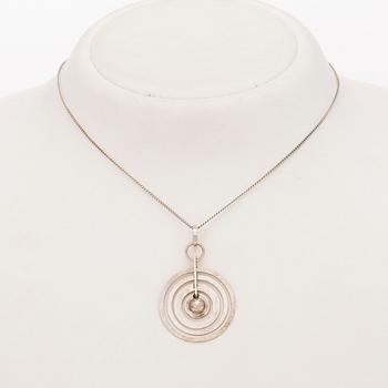 TAPIO WIRKKALA, RIIPUS, "Hopeakuu", hopeaa. Kultakeskus 1972.