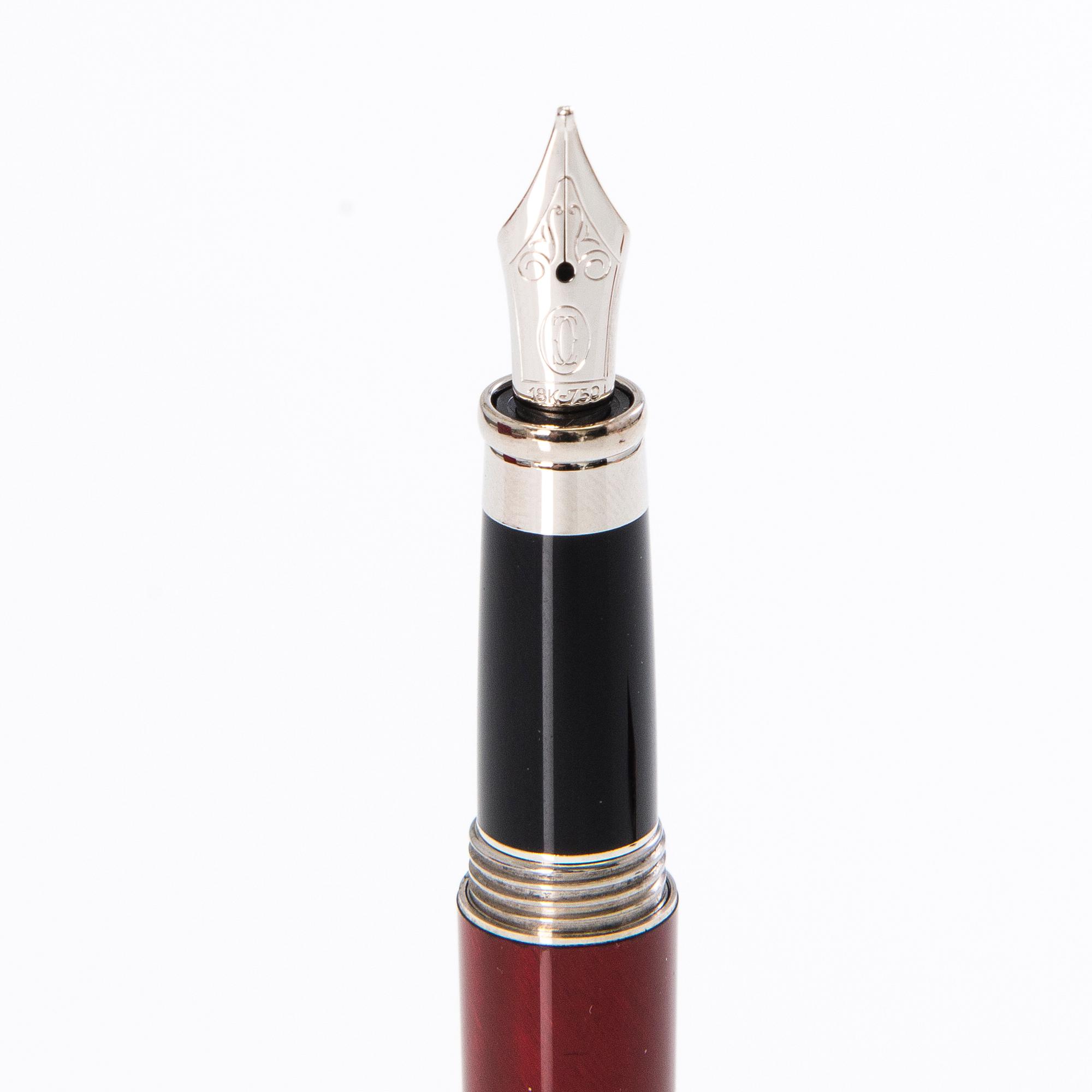 CARTIER Trinity Red and Silver Fountain Ben.