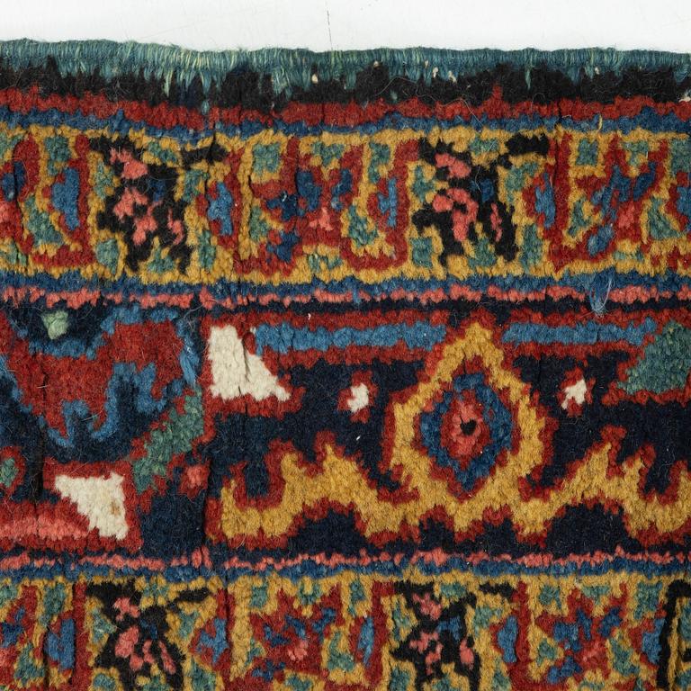 Matta, Antik/semiantik Heris/Gorovan, ca 155 x 112 cm.