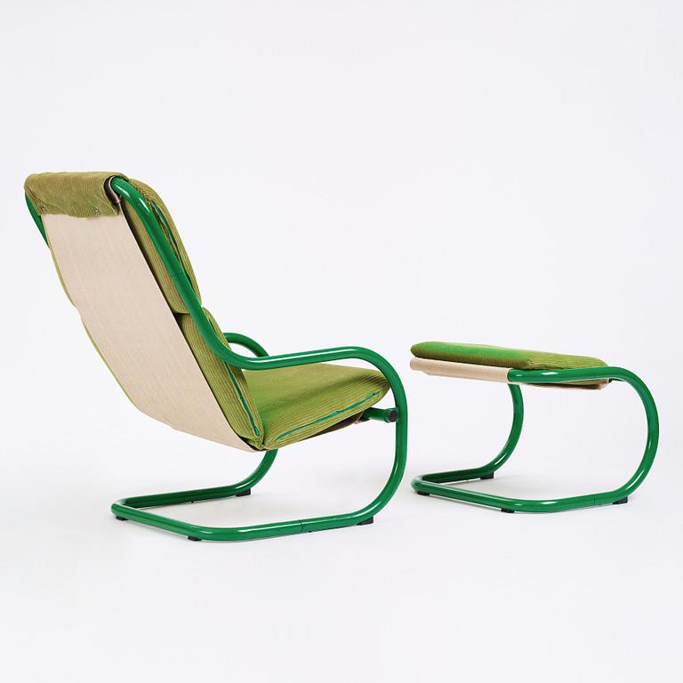 Börge Lindau, & Bo Lindekrantz, an easy chair and ottoman, "S70-6", Lammults Möbel AB, Sweden 1960-70s.