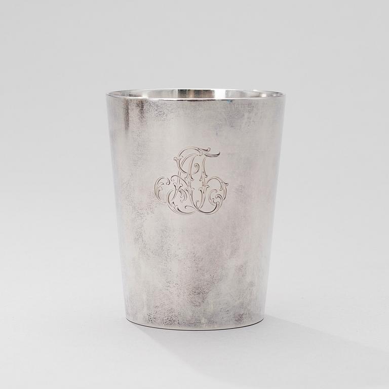 A BEAKER, silver, Fabergé, Moscow 1899-1907, weight 152 g.