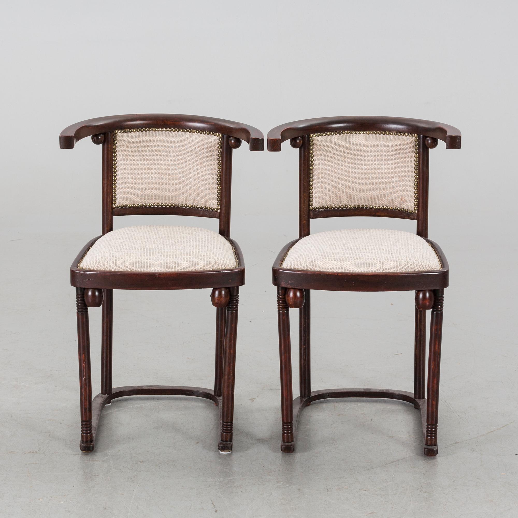 A PAIR OF CHAIRS DESIGNED BY JOSEF HOFFMAN FOR THONET.