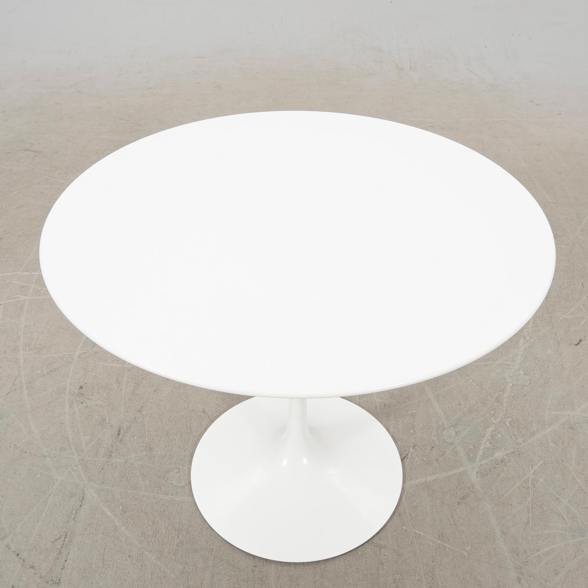 Eero Saarinen, dining table, "Tulip", Knoll Studio 2000s.