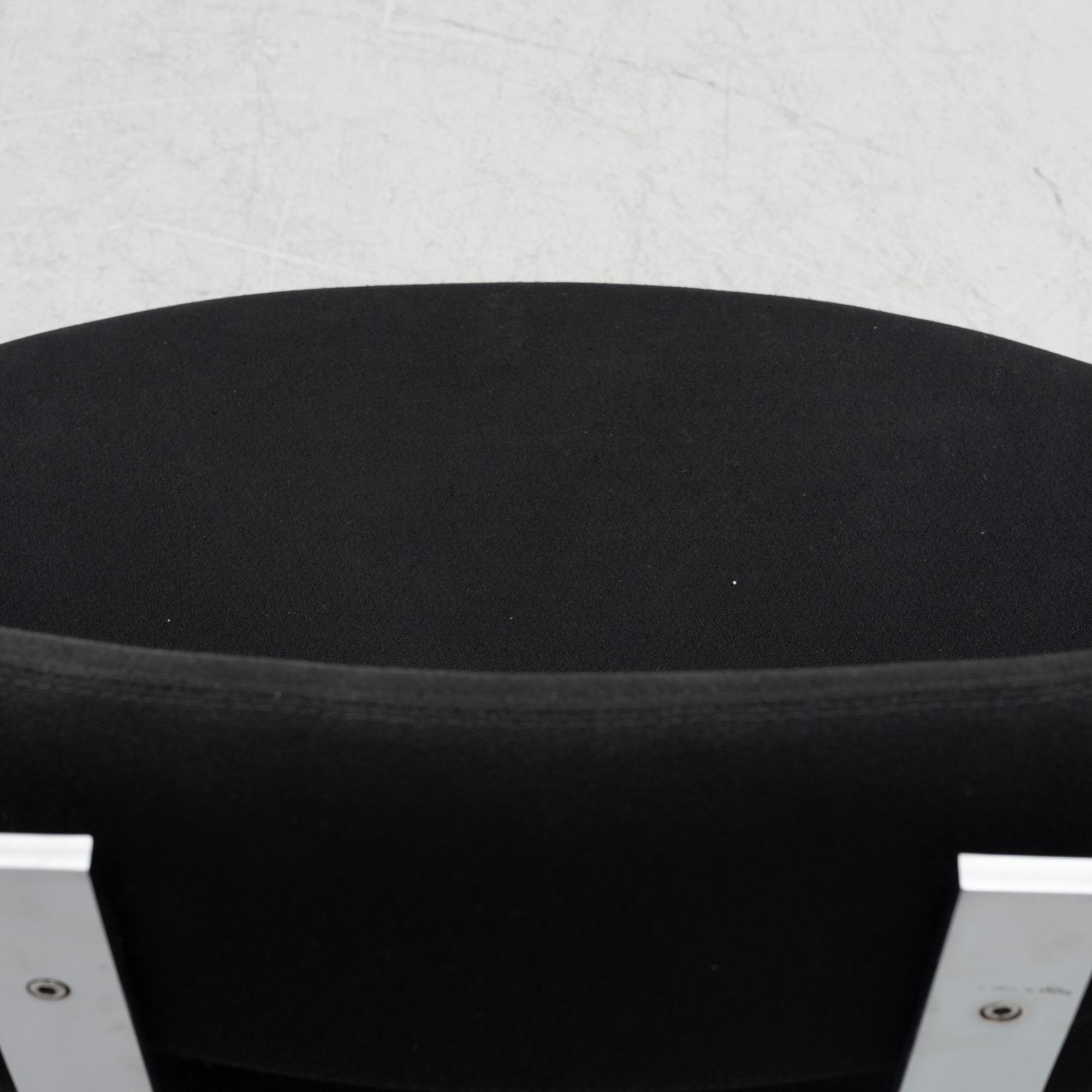 Poul Volther, fåtölj, "Corona EJ 5", Erik Jørgensen, Danmark, 2000.