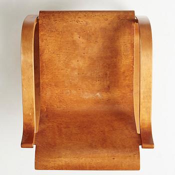 Alvar Aalto, a model nr 31 birch armchair, executed on license by Aalto Design Hedemora, Sweden 1945-54.