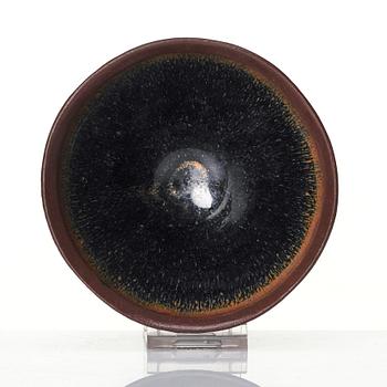 A tenmoku glazed bowl, Song dynasty (960-1279).